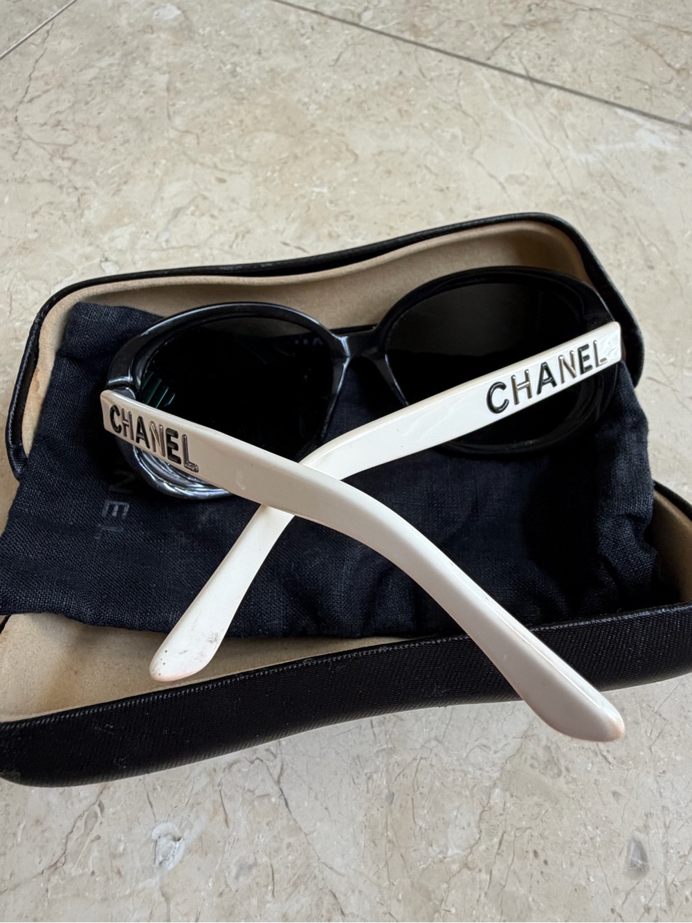 CHANEL 5138 Black lenses Oversized Sunglasses - Picture 11 of 13